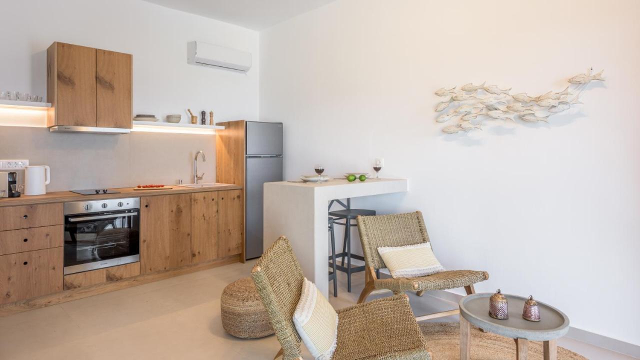 Giourgas Studios & Apartments Provatas 외부 사진